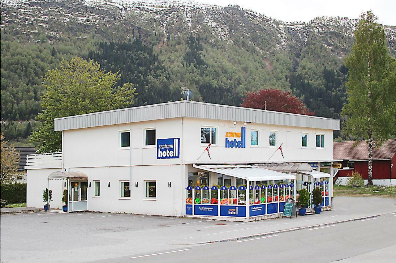 Sentrum Hotel Nordfjordeid Εξωτερικό φωτογραφία